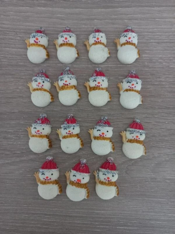Lot De Cabochons "Bonhomme De Neige" Résine